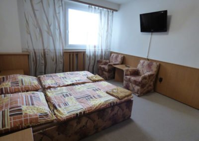 Hotel Morávka pokoj 216 ložnice